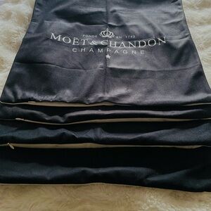 Moet & Chandon Champagne Linen Blend Throw Pillow Cover/Black & White Set of 4